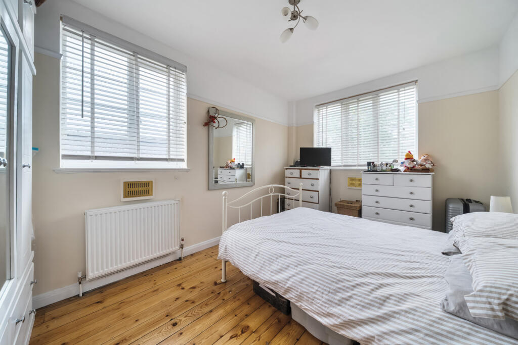 1303953-15-6842a7...