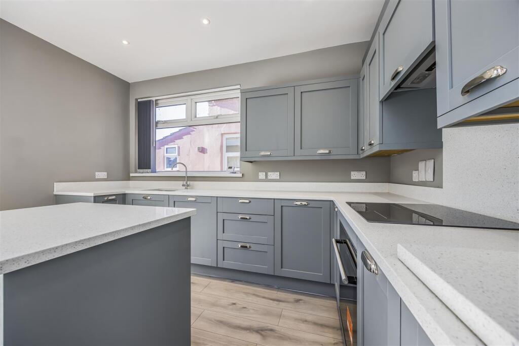 66 Hawthorn Crescent, Cosham-PorticoMarketing-Nexa