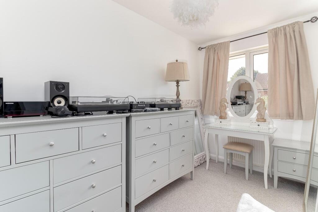 Bedroom 2.jpg
