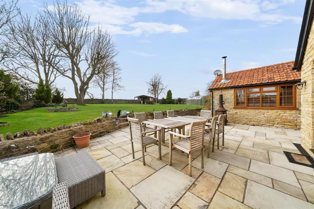 Walnut Tree Cottage, 35-36 Tathall End, Hanslope (