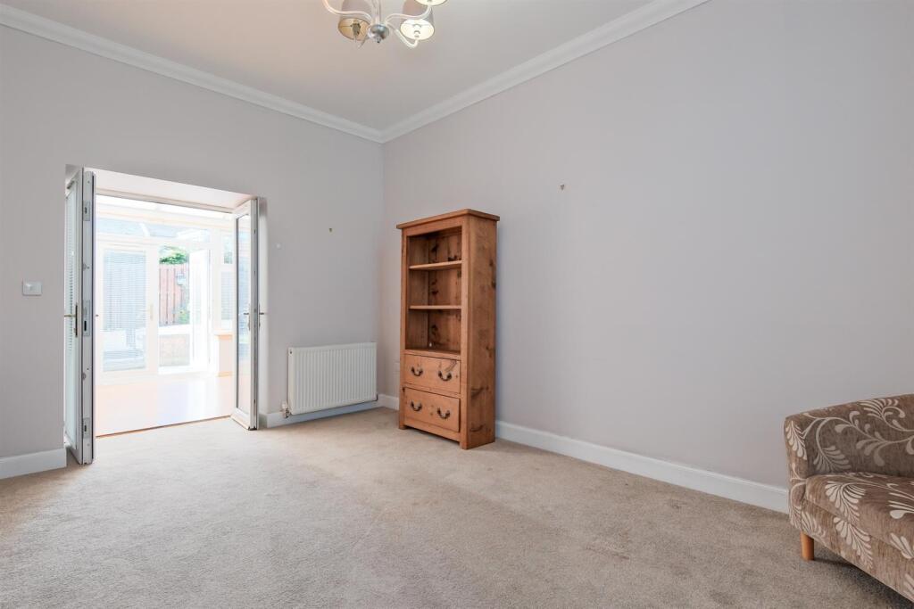 032-140 Caledonian Road Wishaw, ML2 0HT.jpg