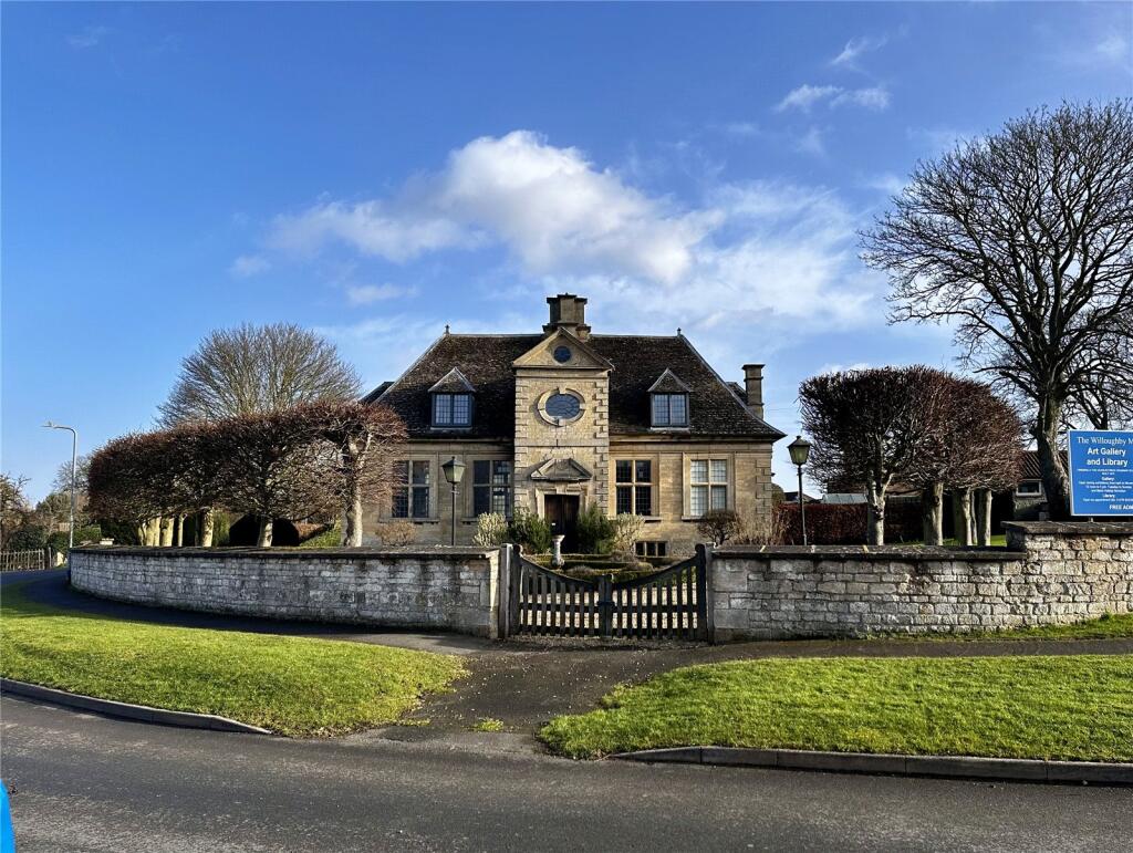 Art Gallery/ Library