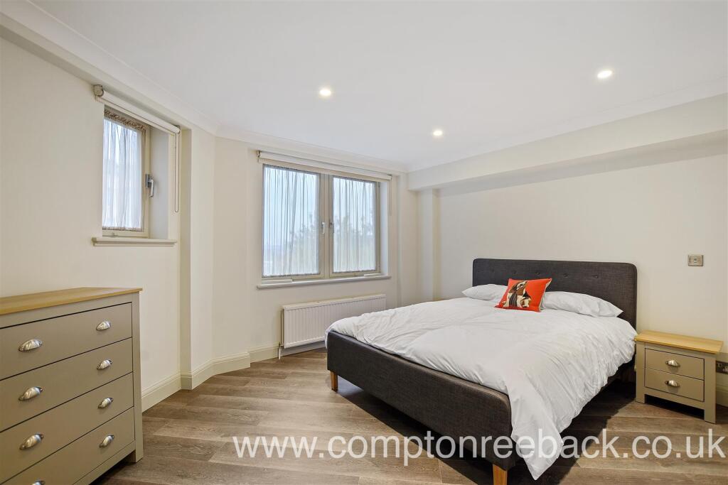 Blazer Court - 21.jpg