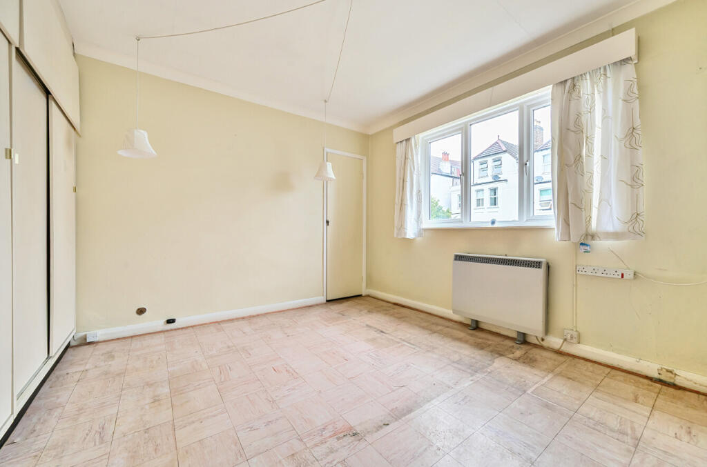 1317782-15-6864fe...