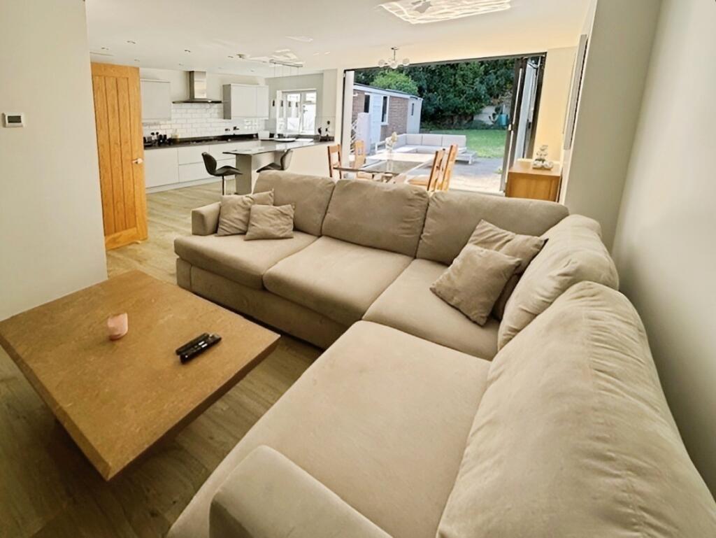 cc1a5c55lounge202