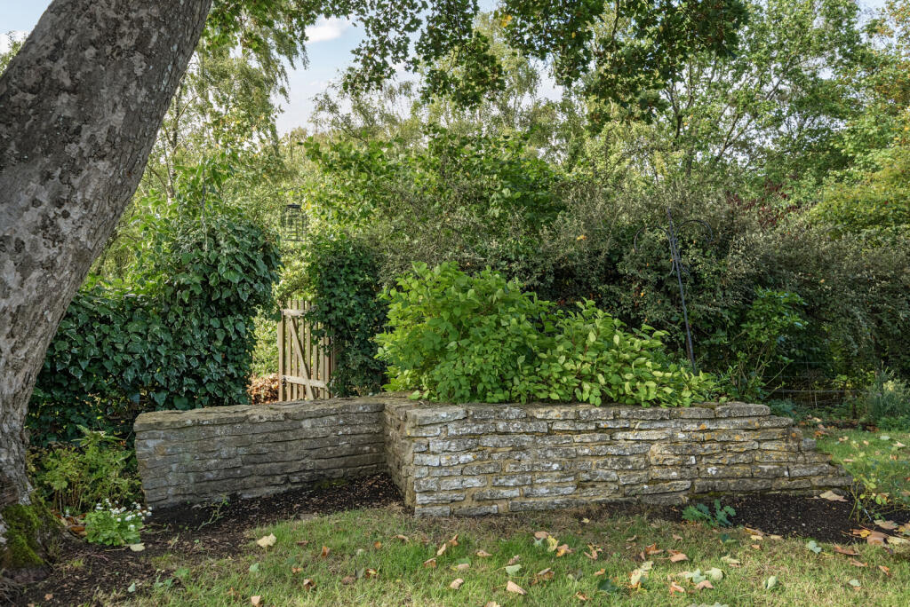 1346586-38-68b87b...