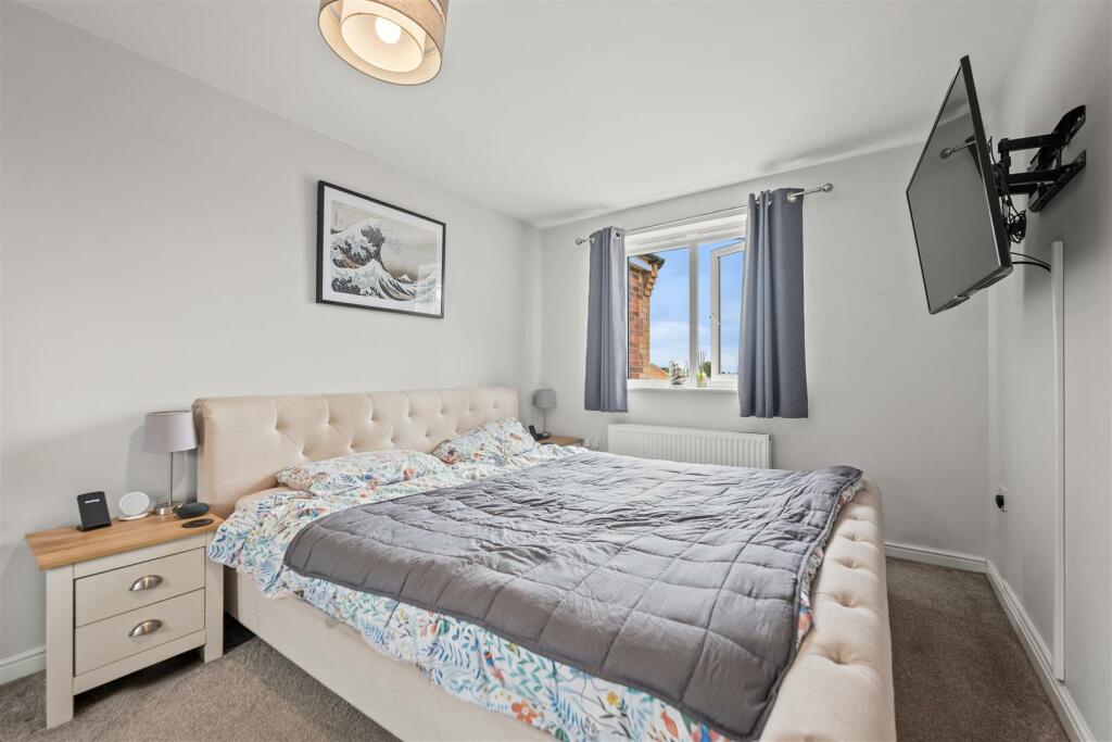 153 Masefield Avenue-17.jpg