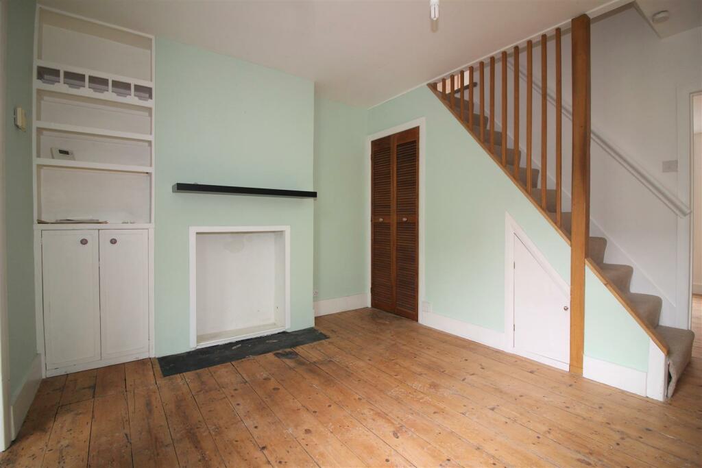 Dining Room.jpg