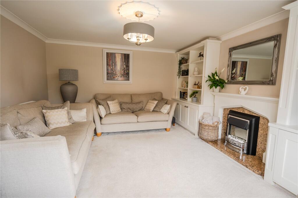 Living Room (3)