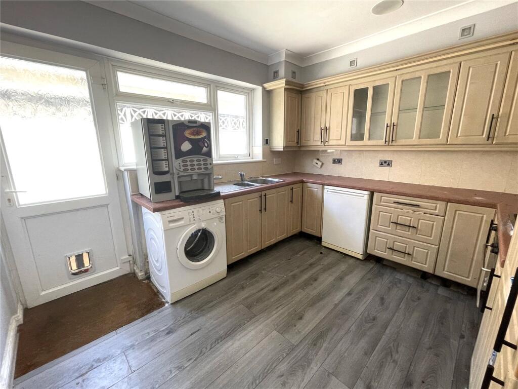 Fitted Kitchen