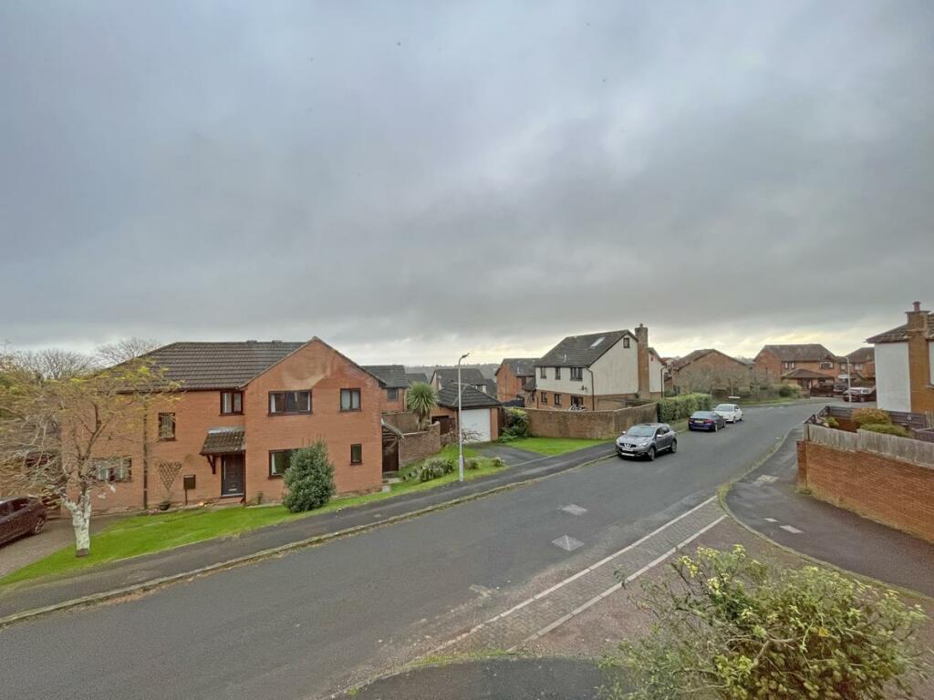 Ashtree Close 2 Outlook.jpg