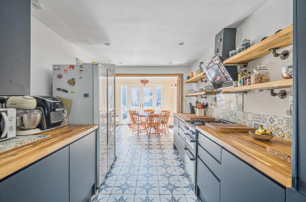 1353870-14-68c7e5...