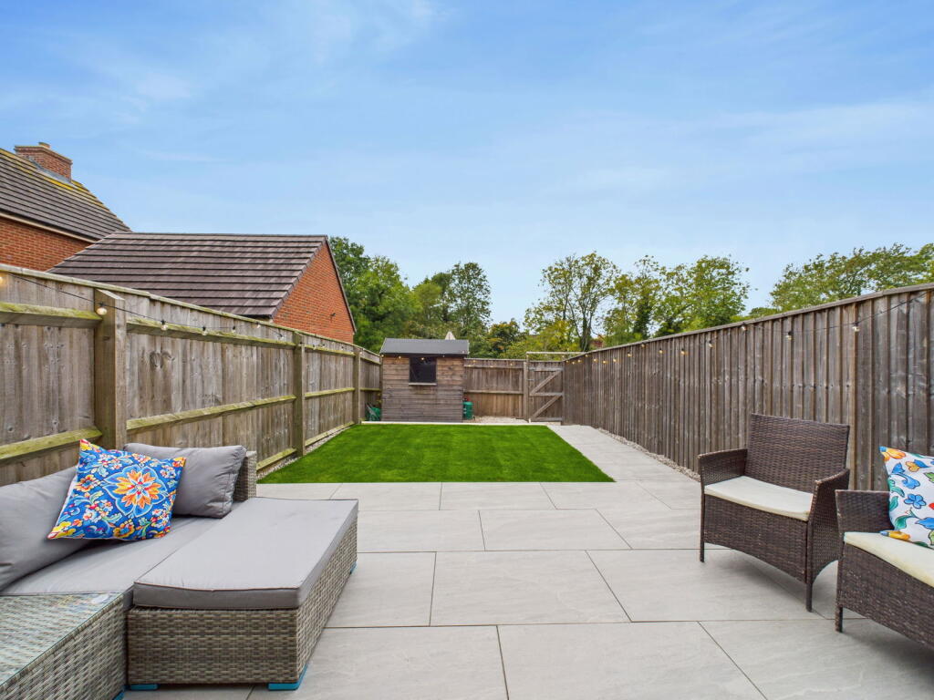 Main Road,  Hallow,  Worcester,  WR2