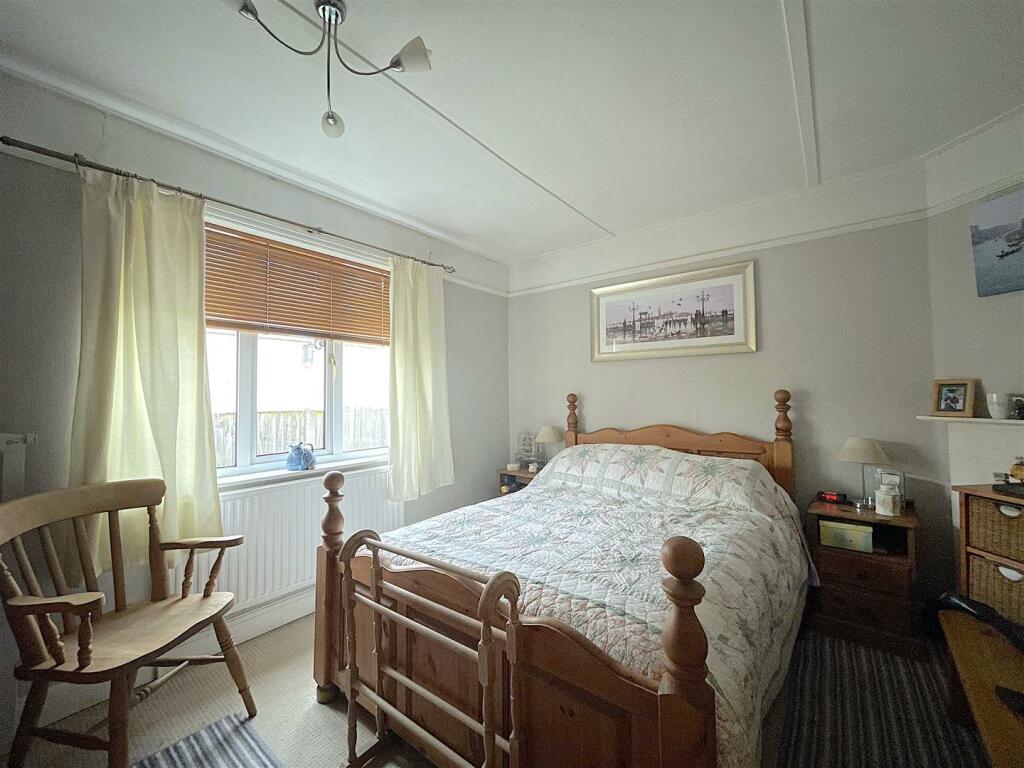 Bedroom One (1).jpeg