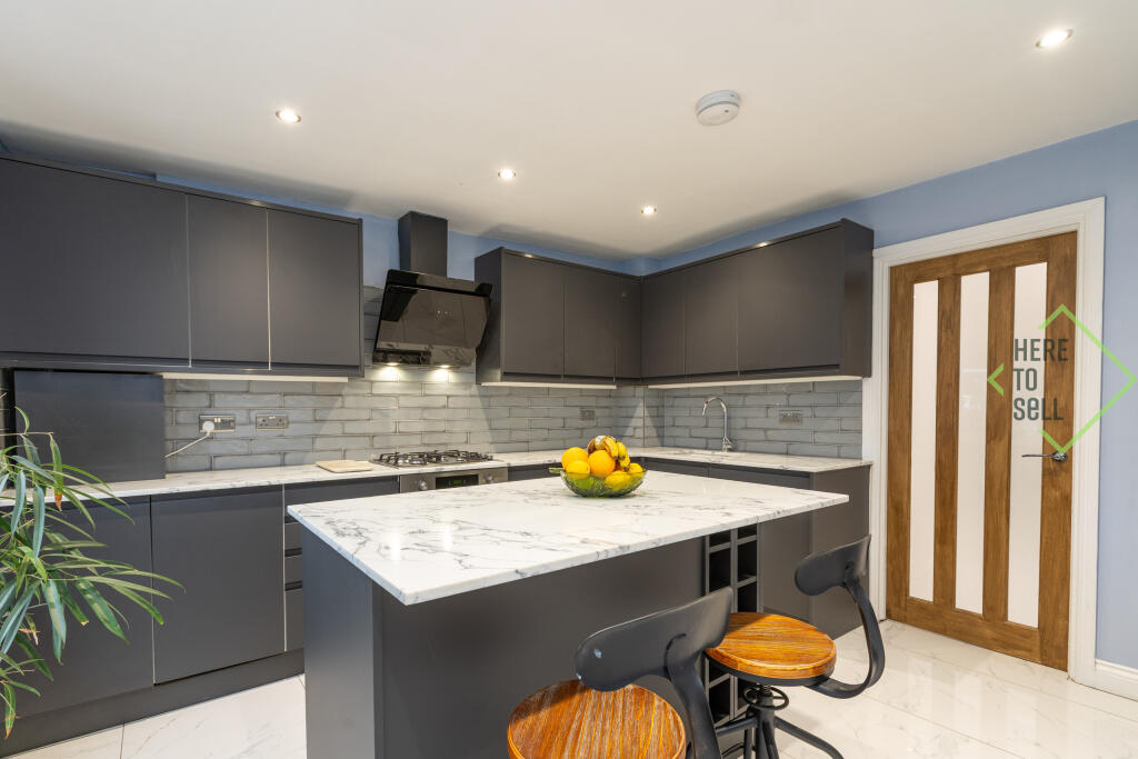 27 Lodge Lane N12 8JG-13