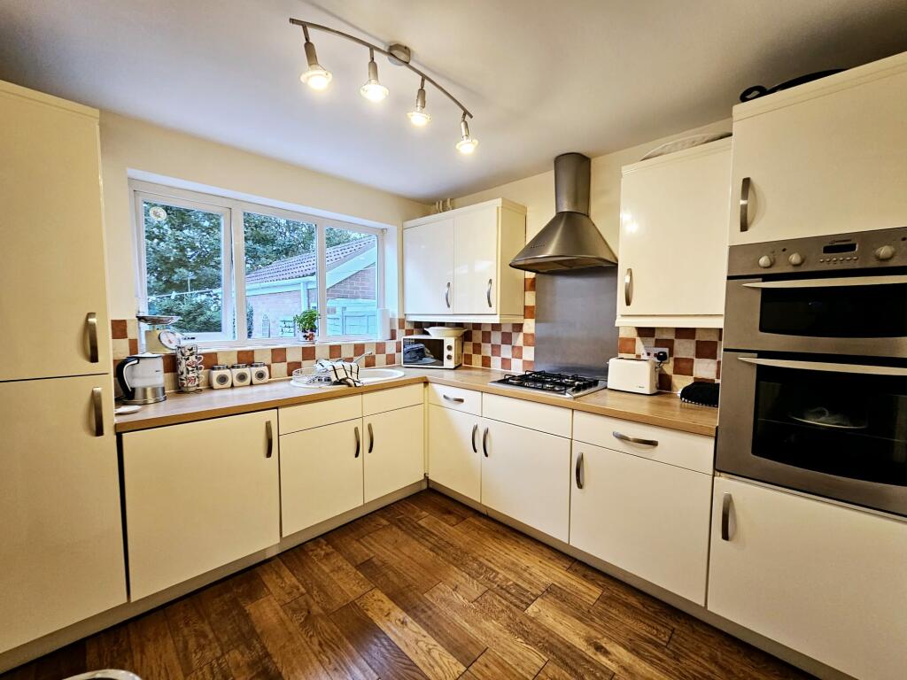 9623ecb1-f301-450e-96a8-8b5870fb5217