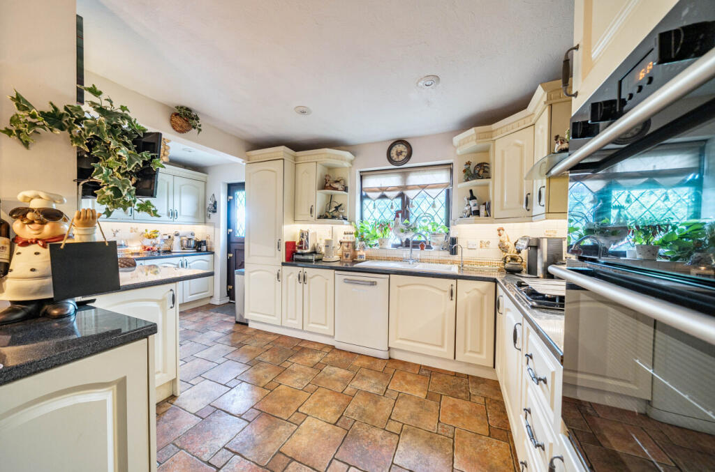 1342037-7-68ade90...