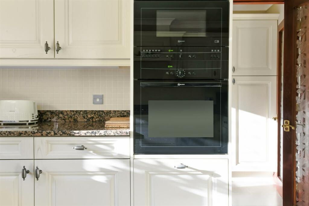 ACORN GROVE, 9 FEATURE- (7).jpg