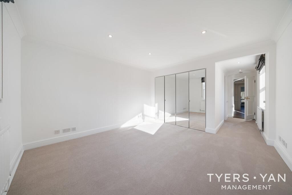 Principal Bedroom