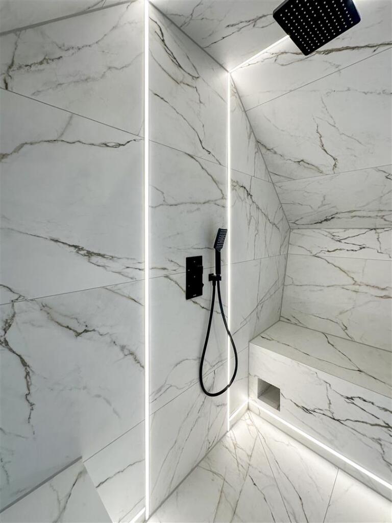 Feature Steam Room