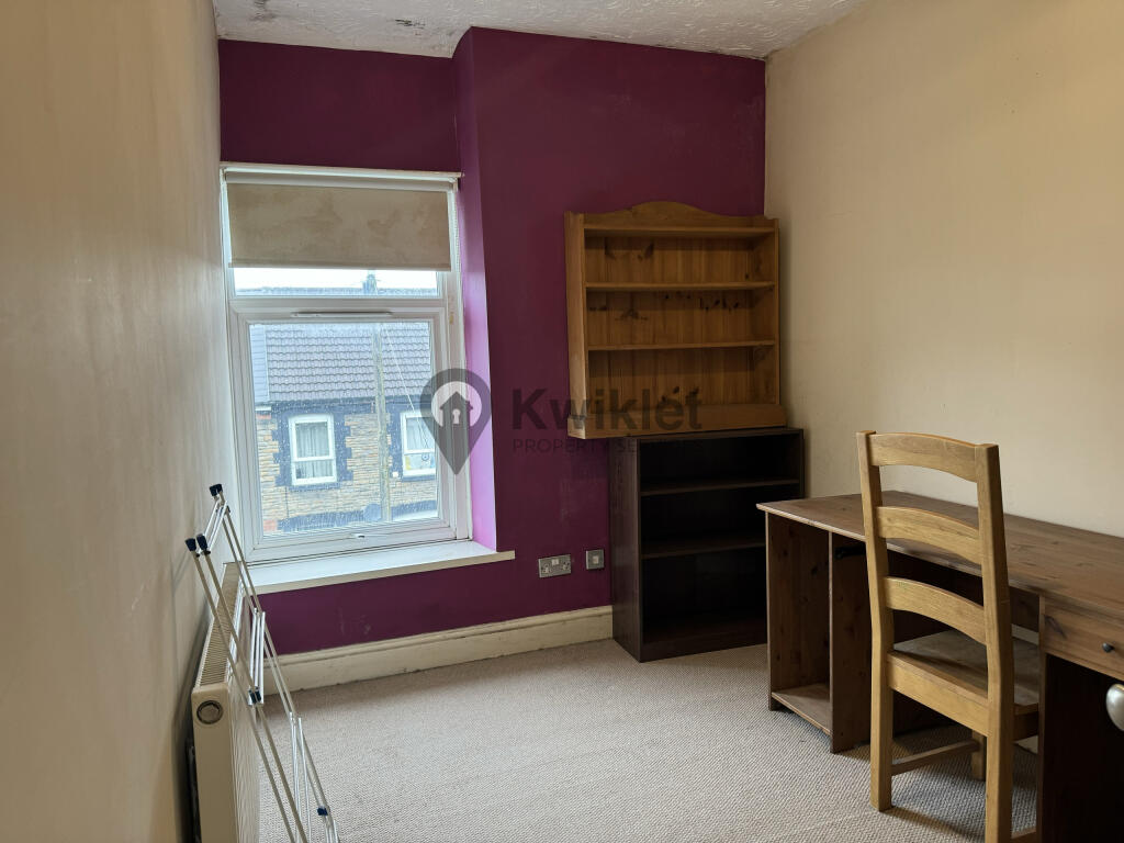 eZy Watermark_21-10-2025_04-26-34-7550pm.jpeg