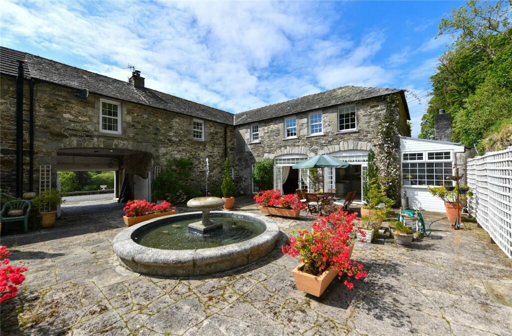 Courtyard Garden