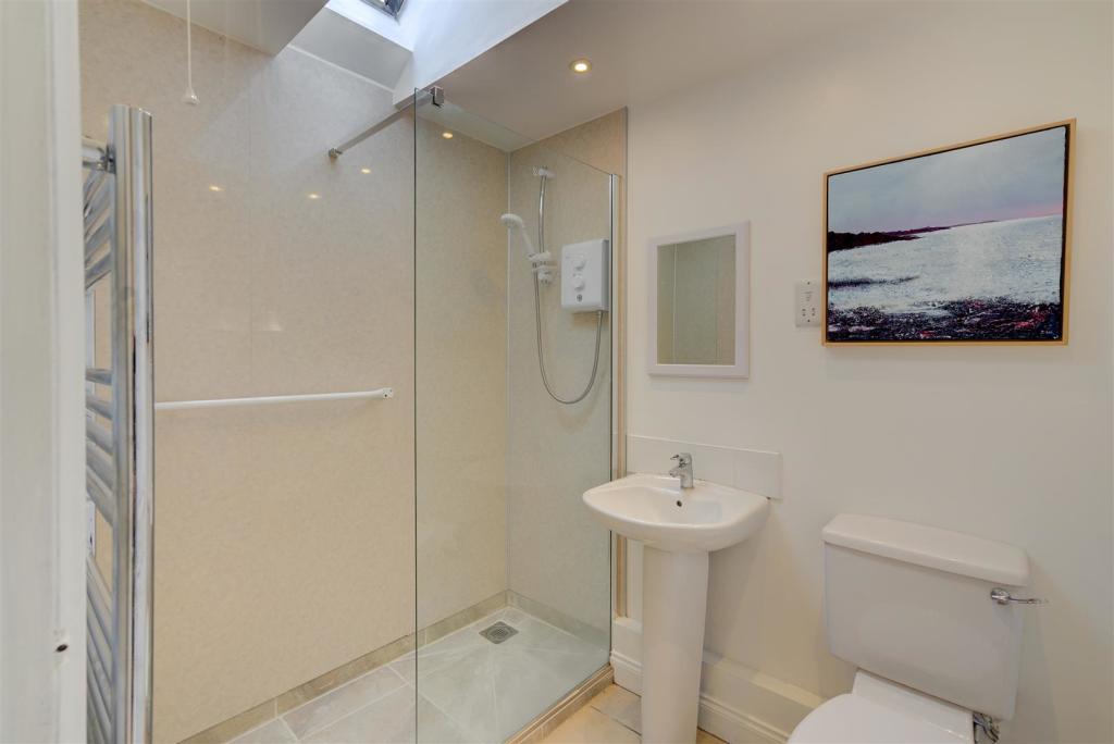 Bungalow Shower Room