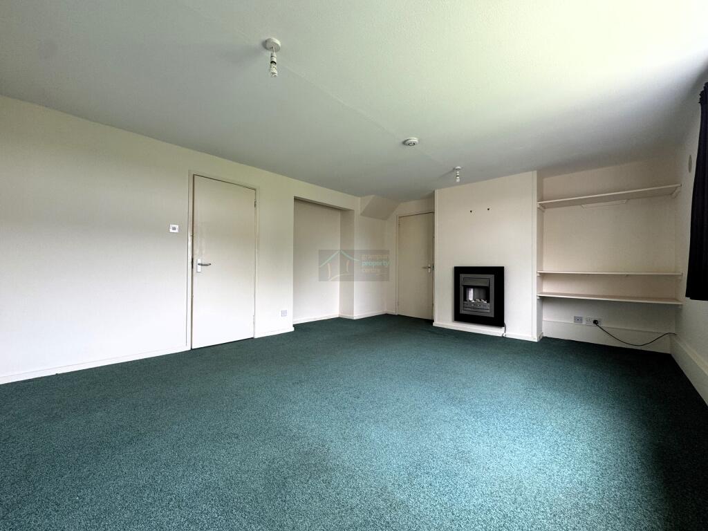 Lounge b.JPG