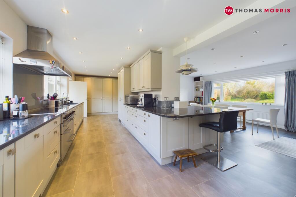 Kitchen Family Space