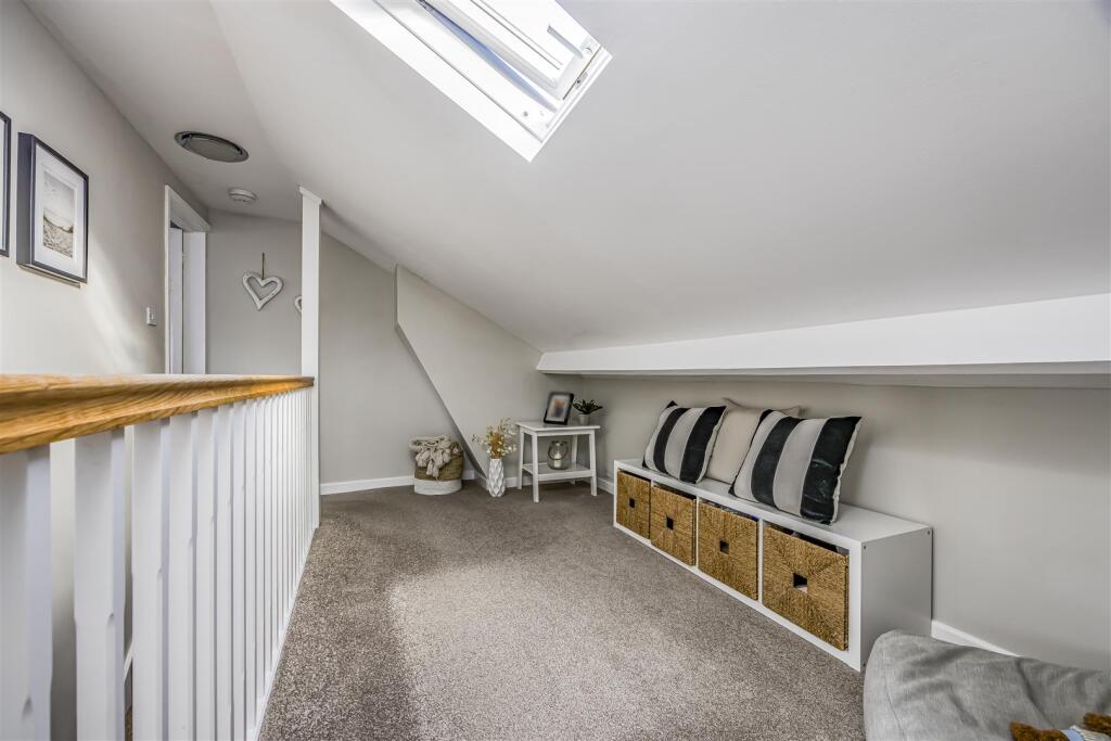 1 Helston Drive, Emsworth-PorticoMarketing-Nexa-7.