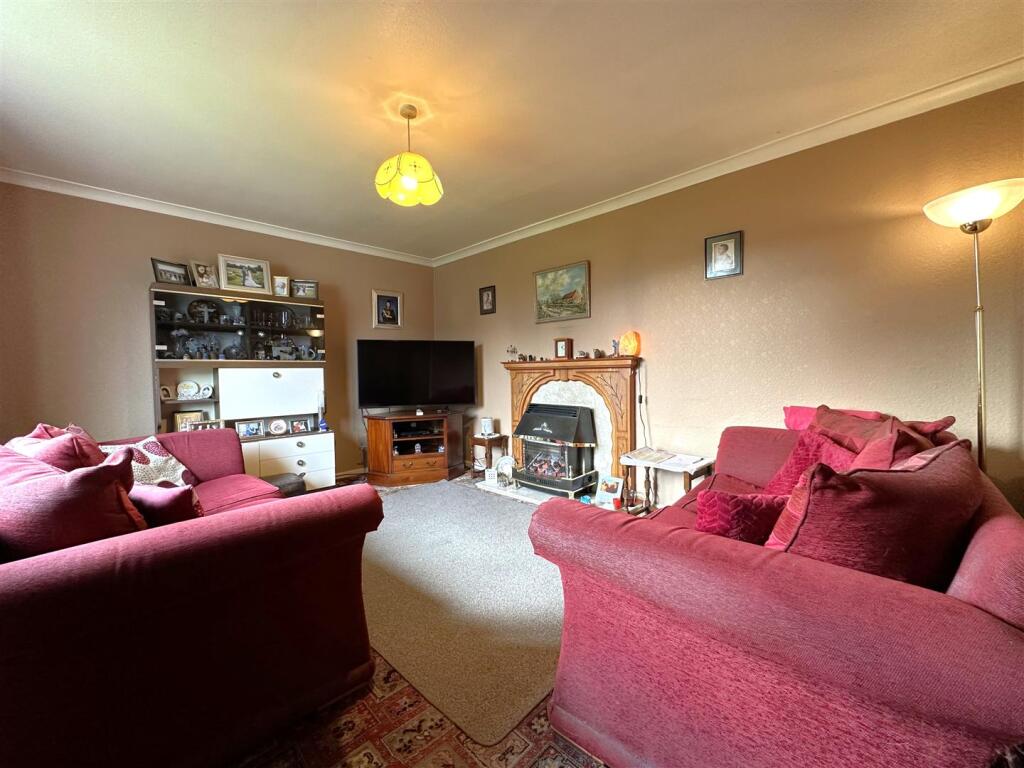 Large living Room 277
