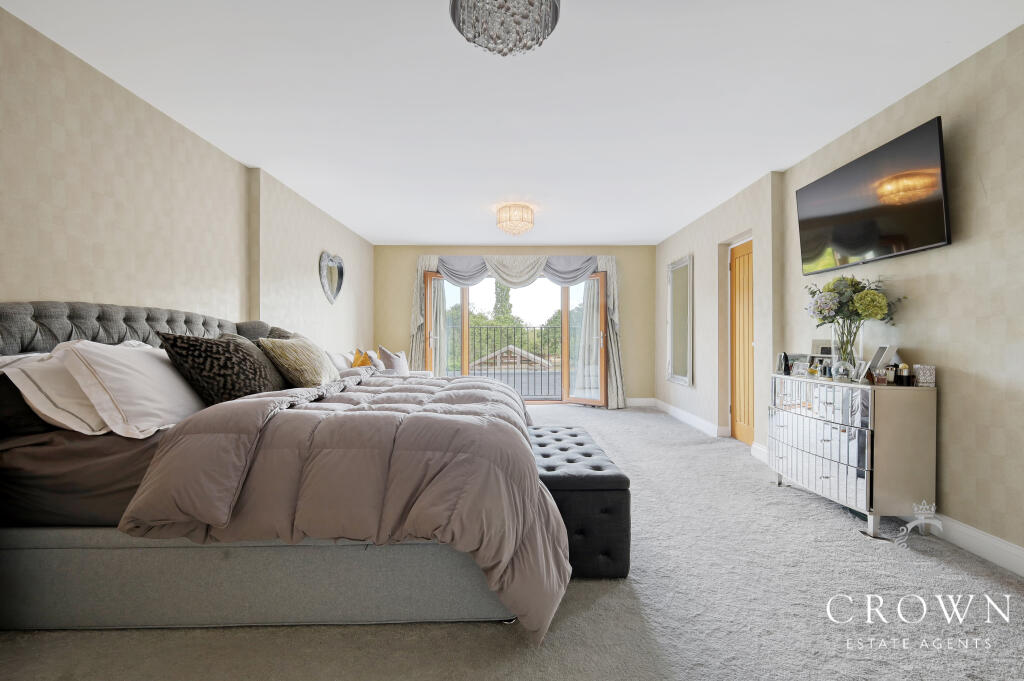 Master Bedroom Suite