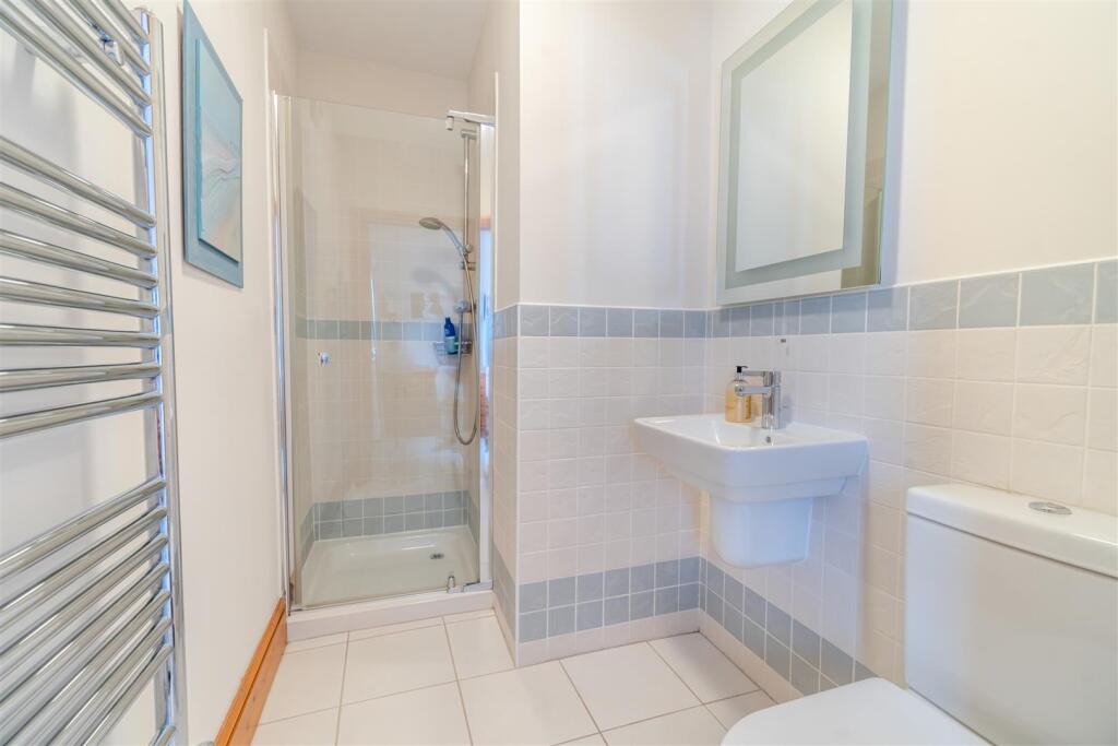 8548843-interior24.jpg