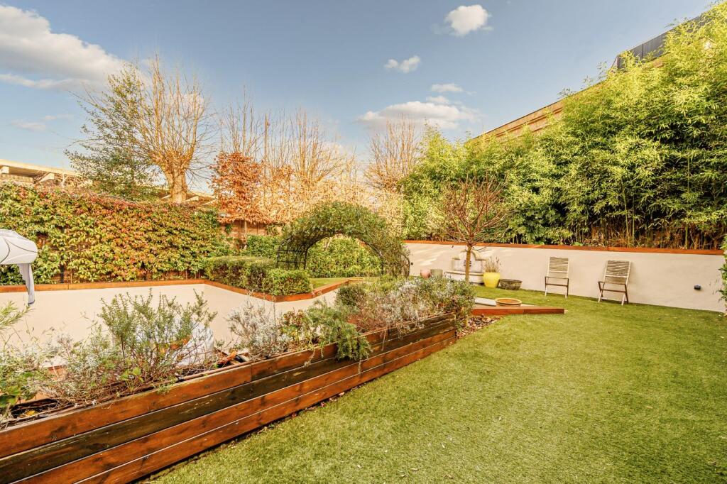 49a Bridge View-10.jpg