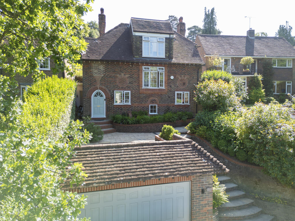 80 Oakhill Road  (Drone 02)