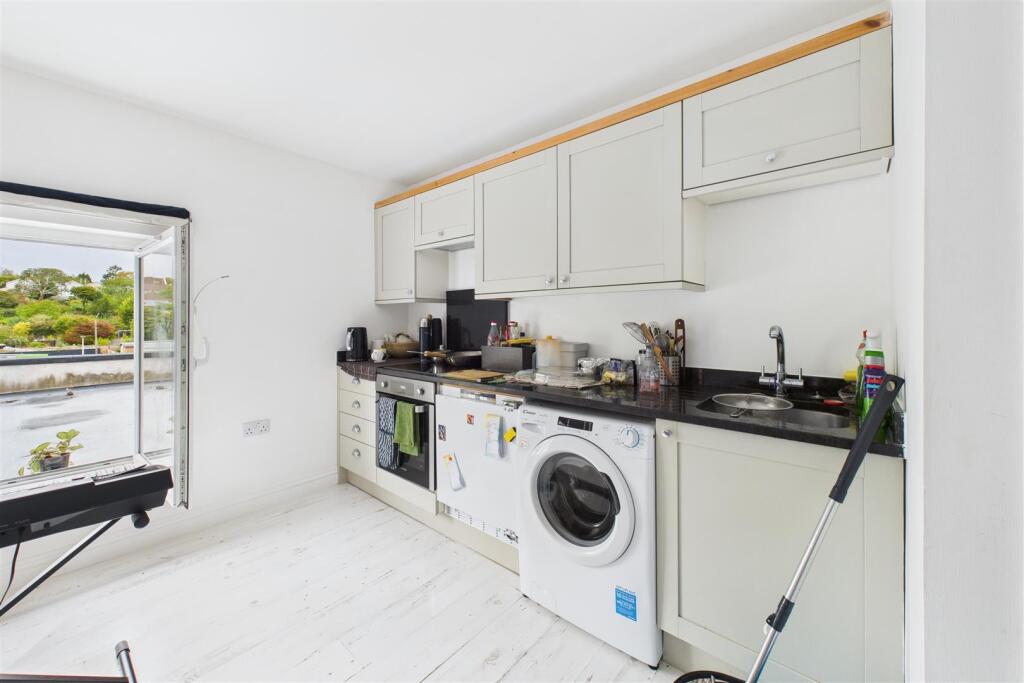 209 Gloucester Road, Gloucester Road, Bristol BS7 