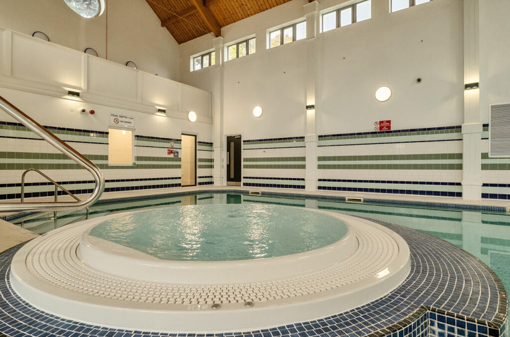 1365613-12-68f245...