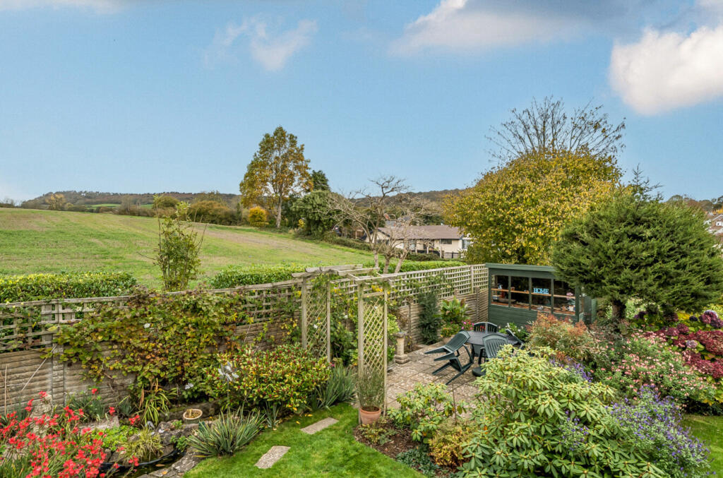 1375198-12-690393...