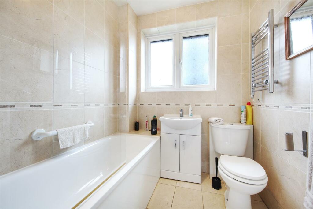 30 Byron Road - VXy9KZvl8KRyoOv0y2om.jpg