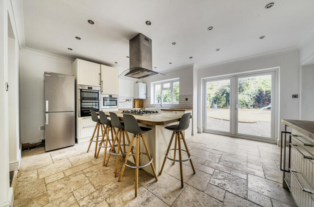 1346469-6-68b1963...