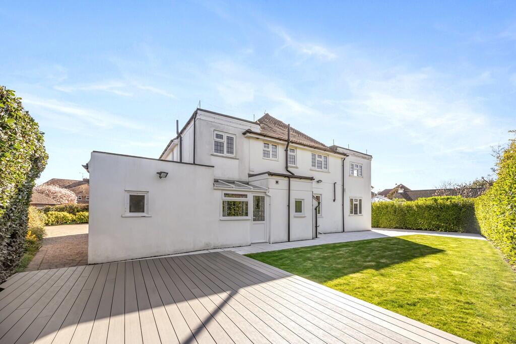 Grange Park Rear ...