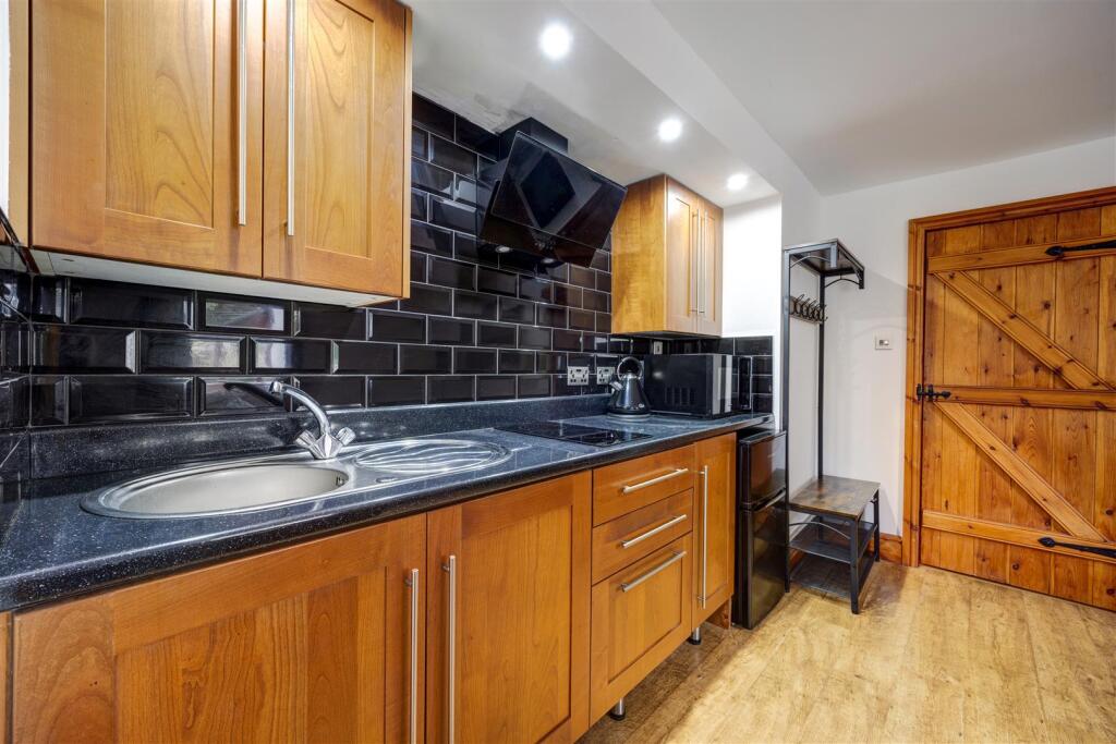 Kitchen/Sitting Room