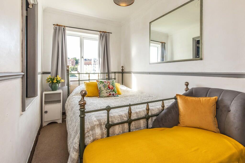 116 Craven road-6...