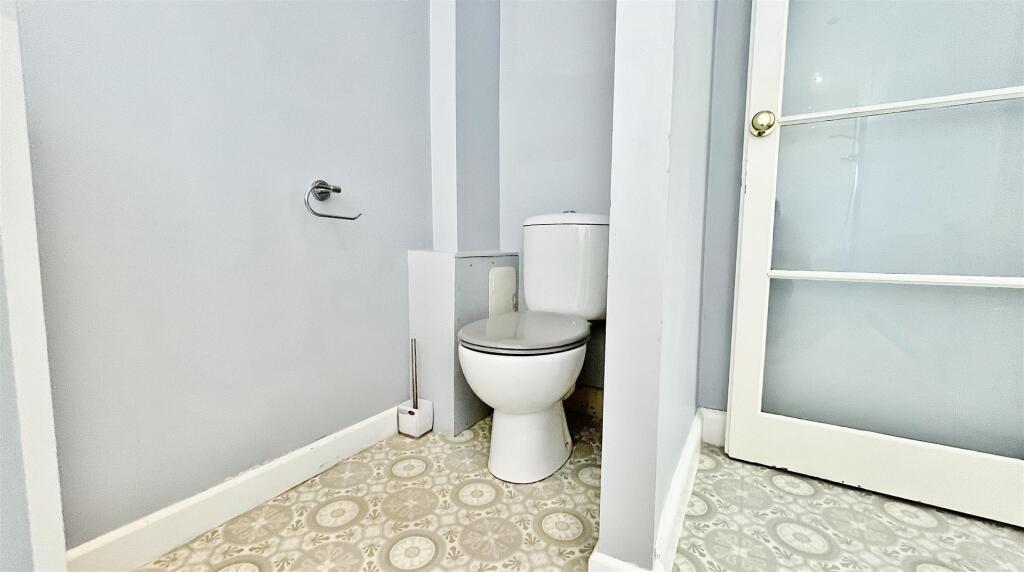 Bathroom/Utility