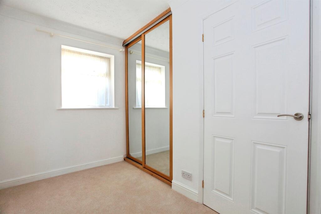 Dressing / Nursery / Office