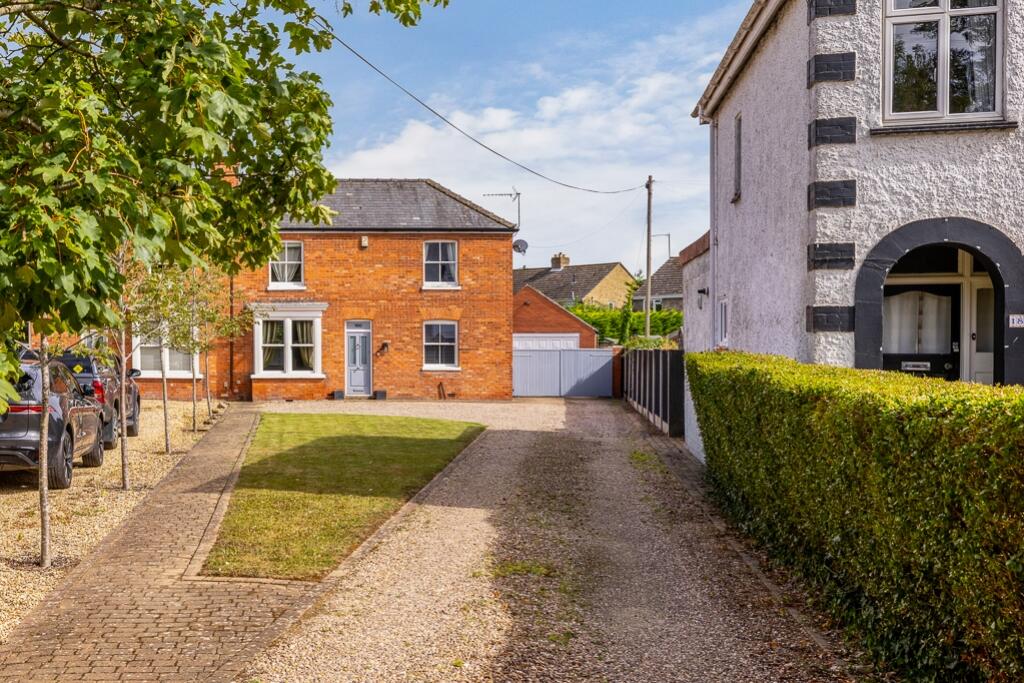 180 London Road (Wyberton)-6