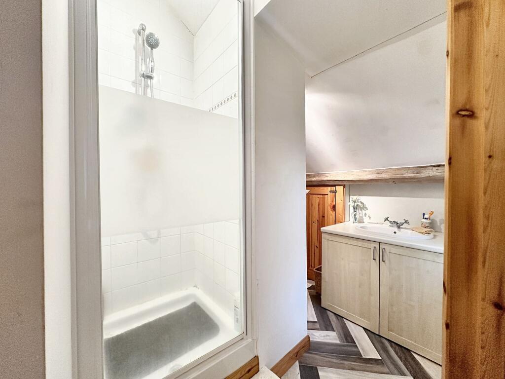 Ensuite