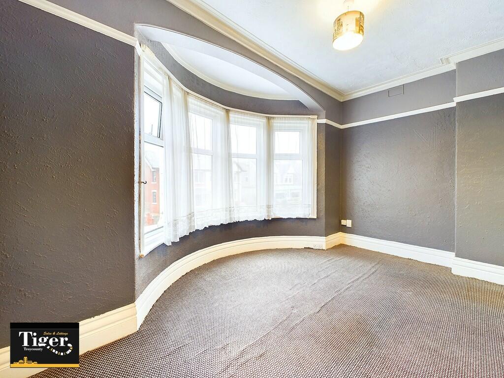 CAM03440G0-PR0196...