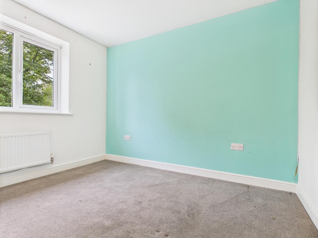 CAM03729G0-PR0113-STILL006