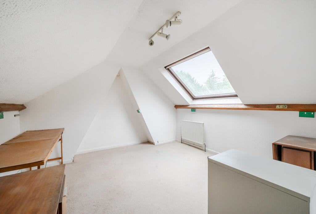 1343055-21-68a480...